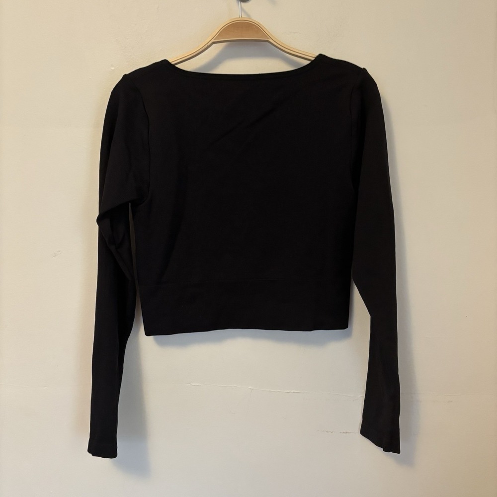 Athleta Aurora Crop Top Seamless Ribbed Long‎ Sleeve Shirt M Black - Picture 2 of 4